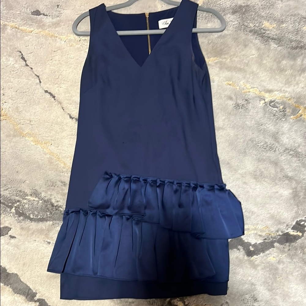 Eliza J Blue Sleeveless V-Neck Sheath Dress